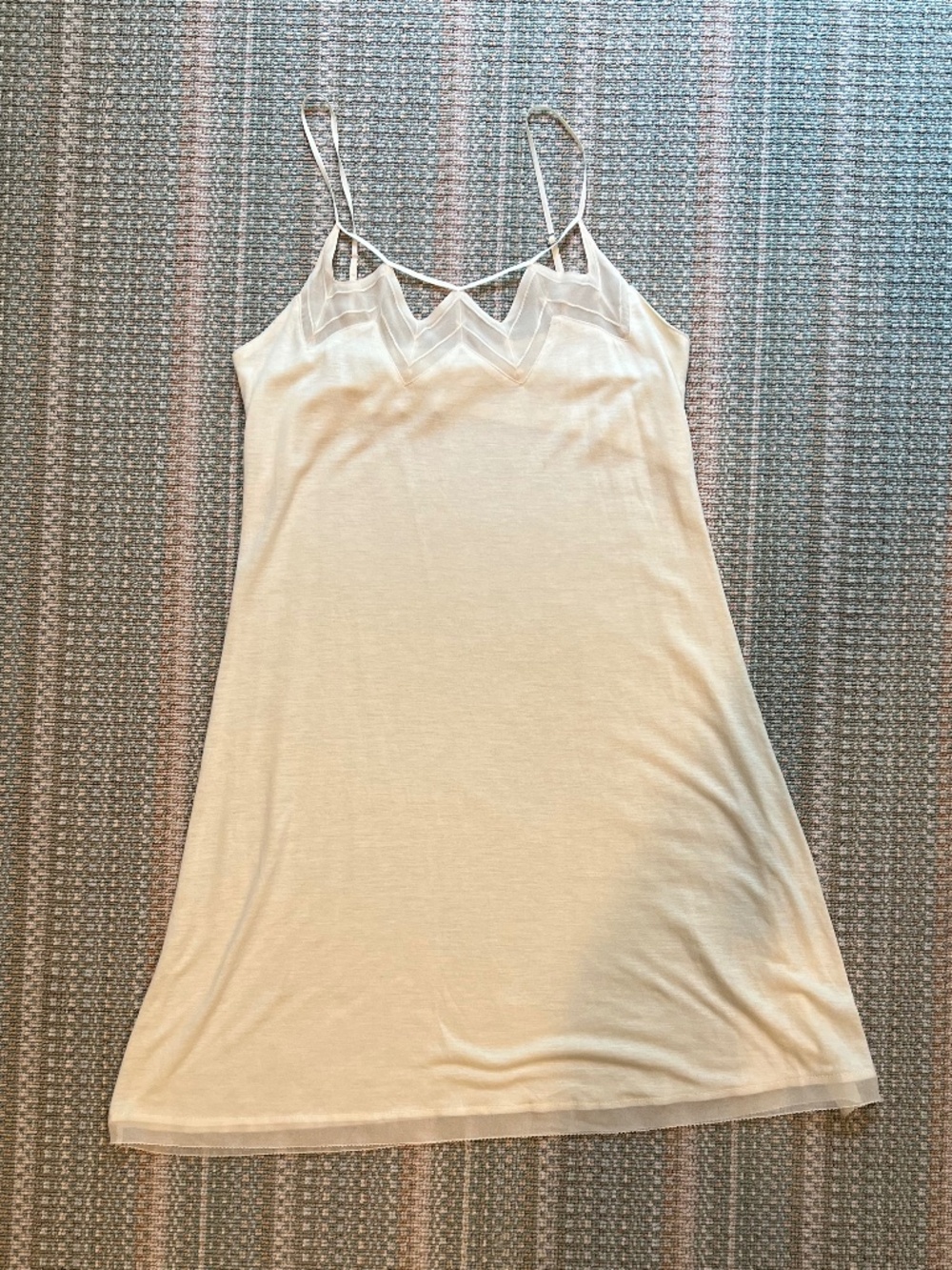 Vera Wang Nightgown size S